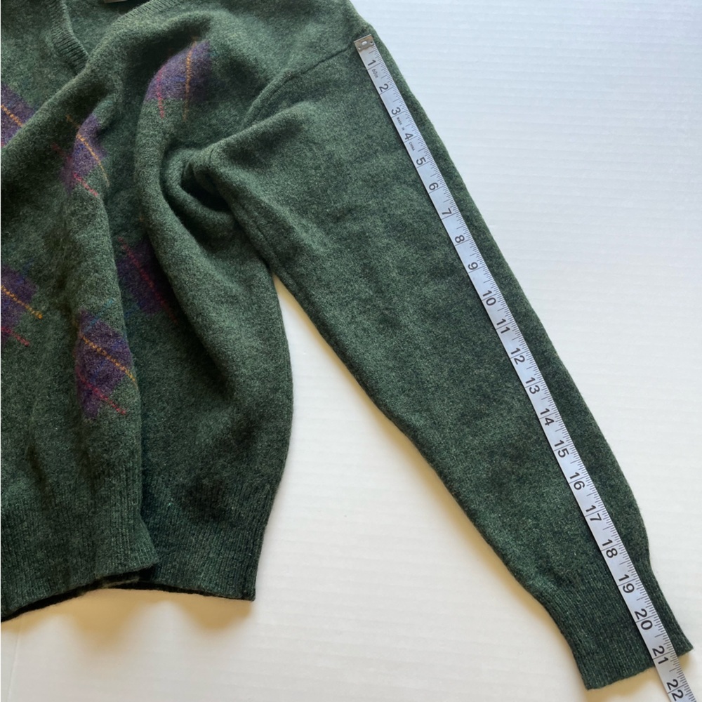 Lord & Taylor The Kensington Collection Lambswool Green Argyle V-Neck Sweater L - Picture 10 of 13